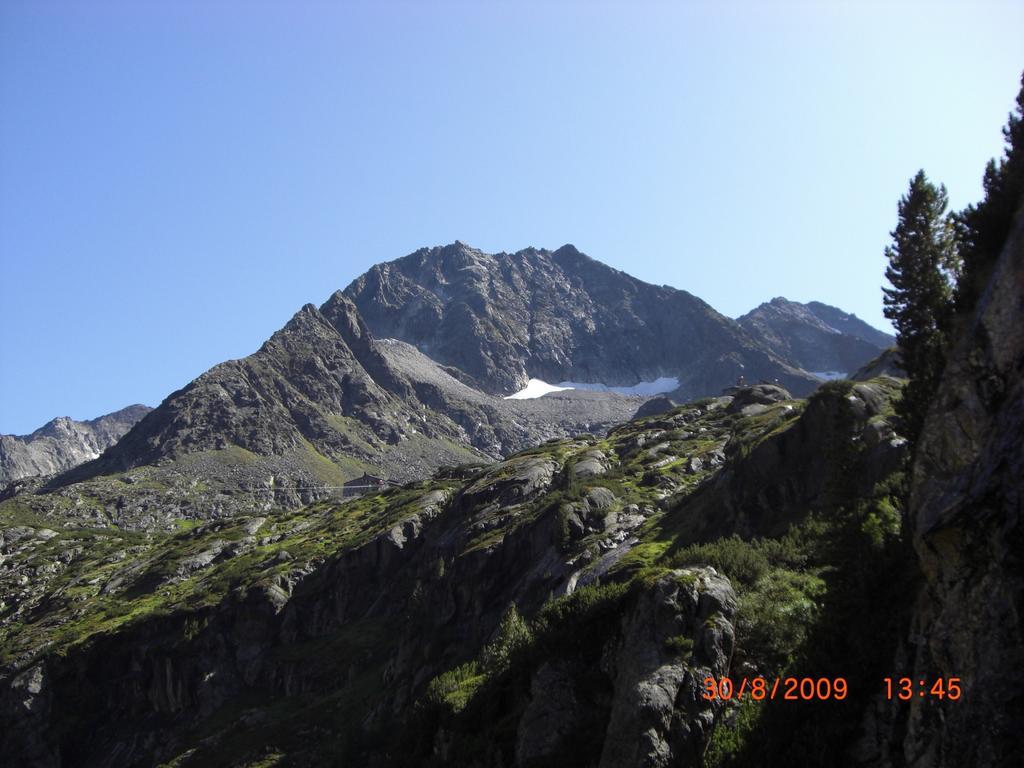 Appartements Fam. Gleinser Mirella Neustift im Stubaital Bagian luar foto