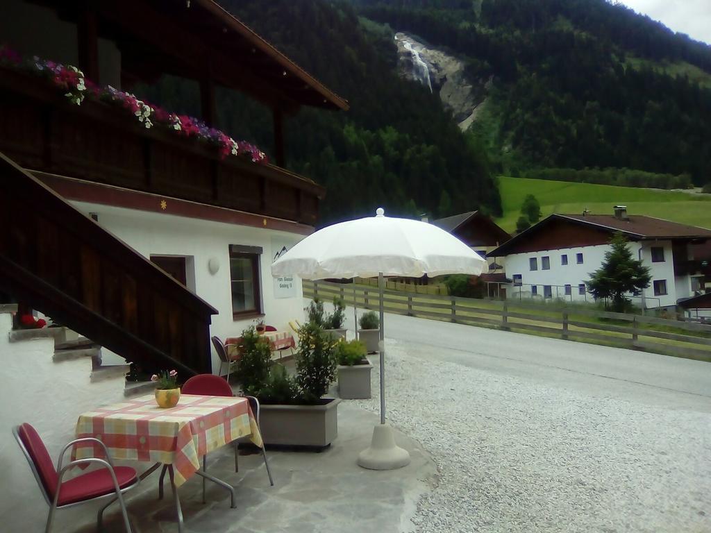 Appartements Fam. Gleinser Mirella Neustift im Stubaital Bagian luar foto