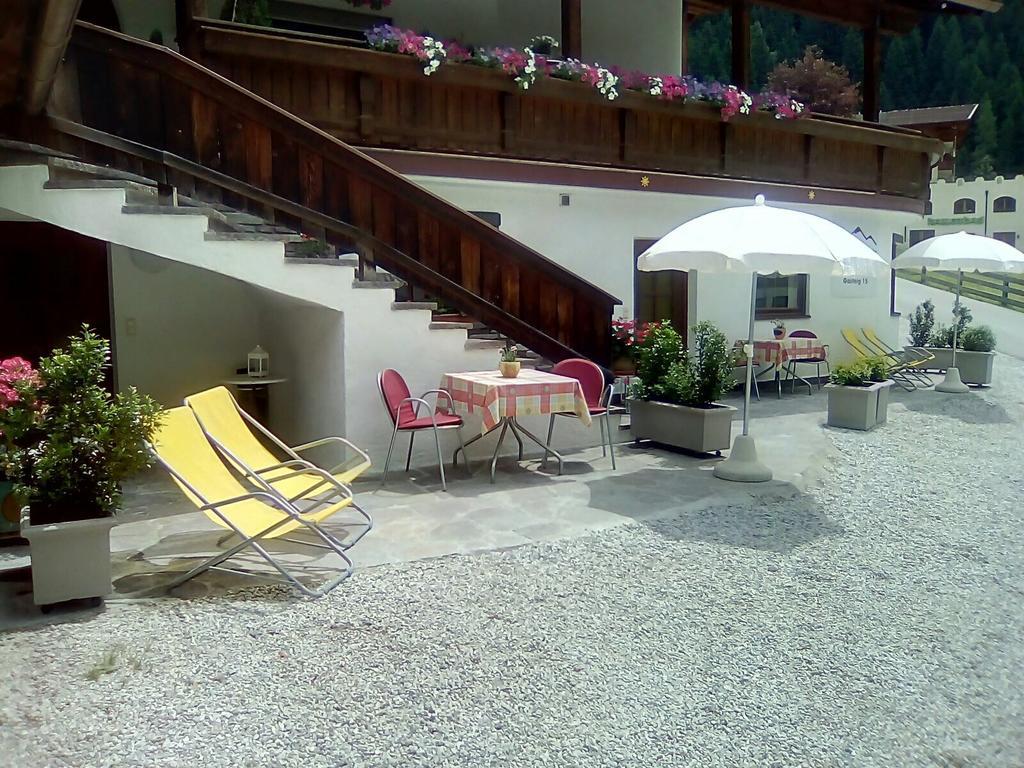 Appartements Fam. Gleinser Mirella Neustift im Stubaital Bagian luar foto